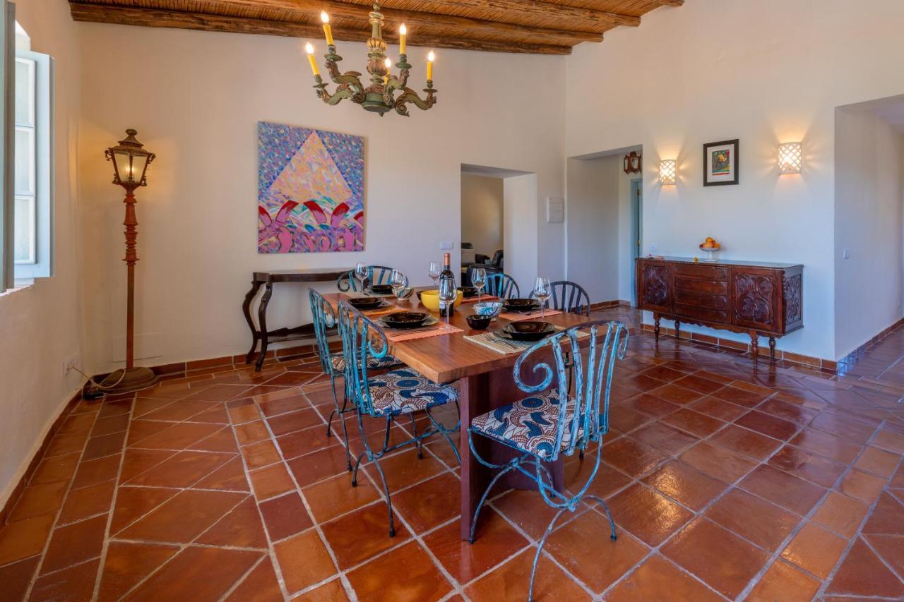 Holiday home Morro Dos Anjos - Authentic With A View Just 3km From